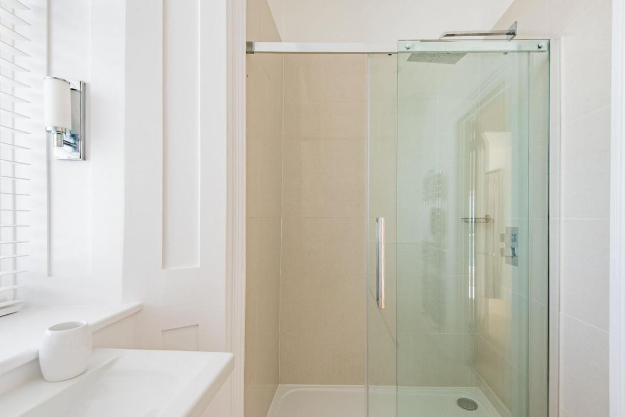 Abbots Cliff House By Bloom Stays Hougham Ngoại thất bức ảnh